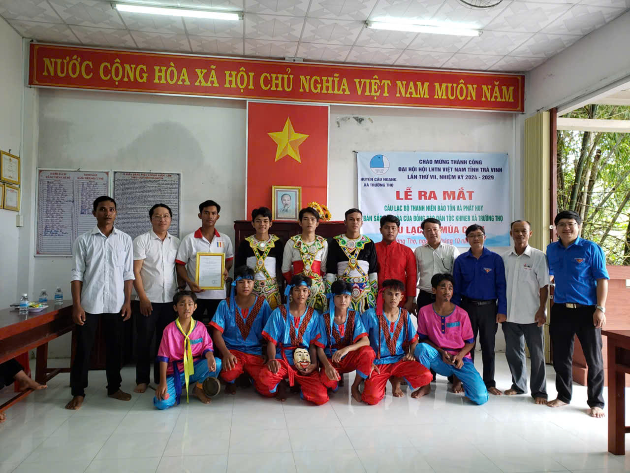 DUY TRÌ HIỆU QUẢ HOẠT ĐỘNG CỦA CÁC CLB THANH NIÊN THAM GIA GIỮ GÌN VÀ PHÁT HUY BẢN SẮC VĂN HÓA DÂN TỘC TRÊN ĐỊA BÀN HUYỆN CẦU NGANG