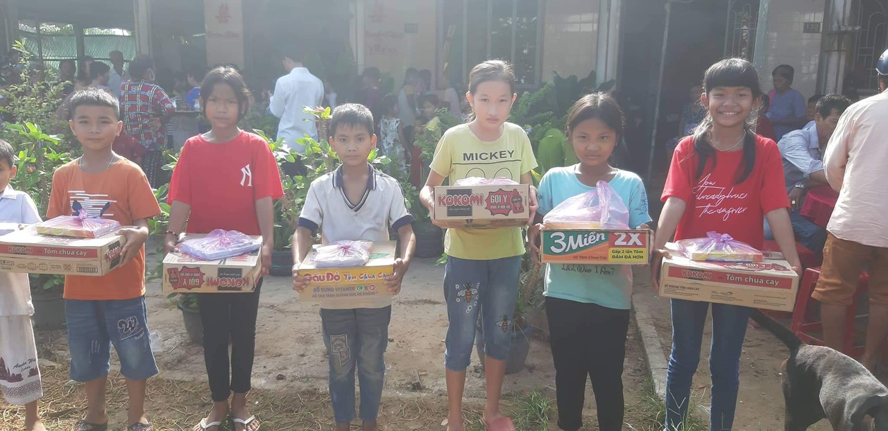 CẦU NGANG: TRIỂN KHAI CÁC GIẢI PHÁP HỖ TRỢ, GIÚP ĐỠ TRẺ EM, HỌC SINH TRÊN ĐỊA BÀN CÓ NGUY CƠ BỎ HỌC ĐẾN TRƯỜNG